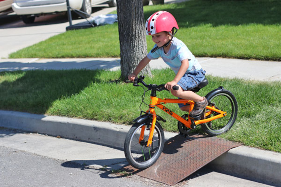 Best Bikes for 4 - 6 Year Olds: Best For Longer Distances (Paved)